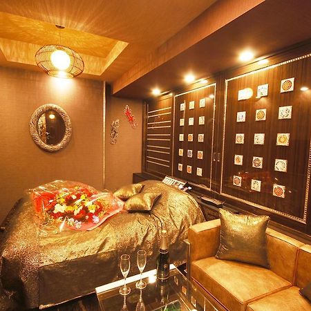 Hotel Sara Kinshicho (Adults Only) Токіо Екстер'єр фото