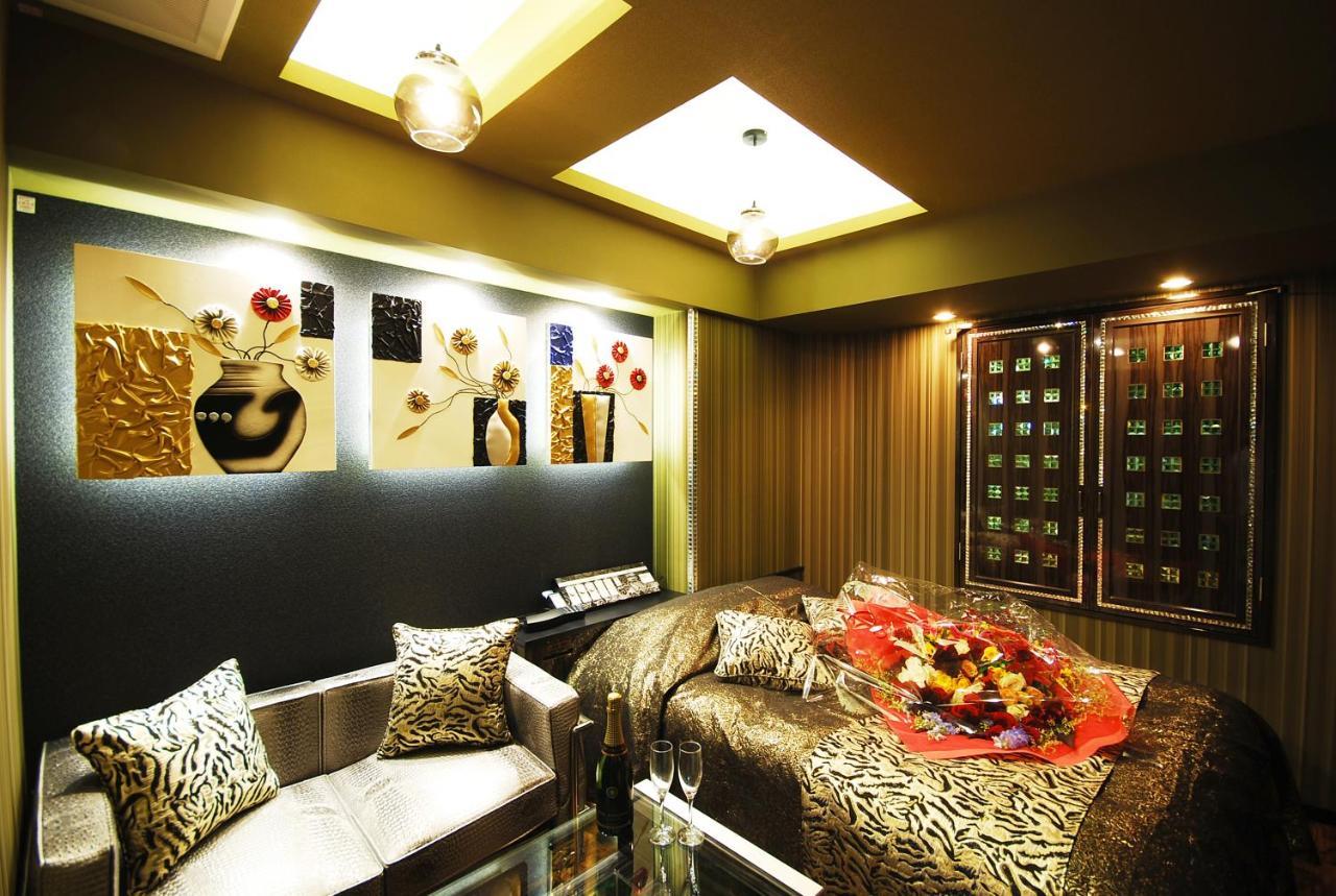 Hotel Sara Kinshicho (Adults Only) Токіо Екстер'єр фото