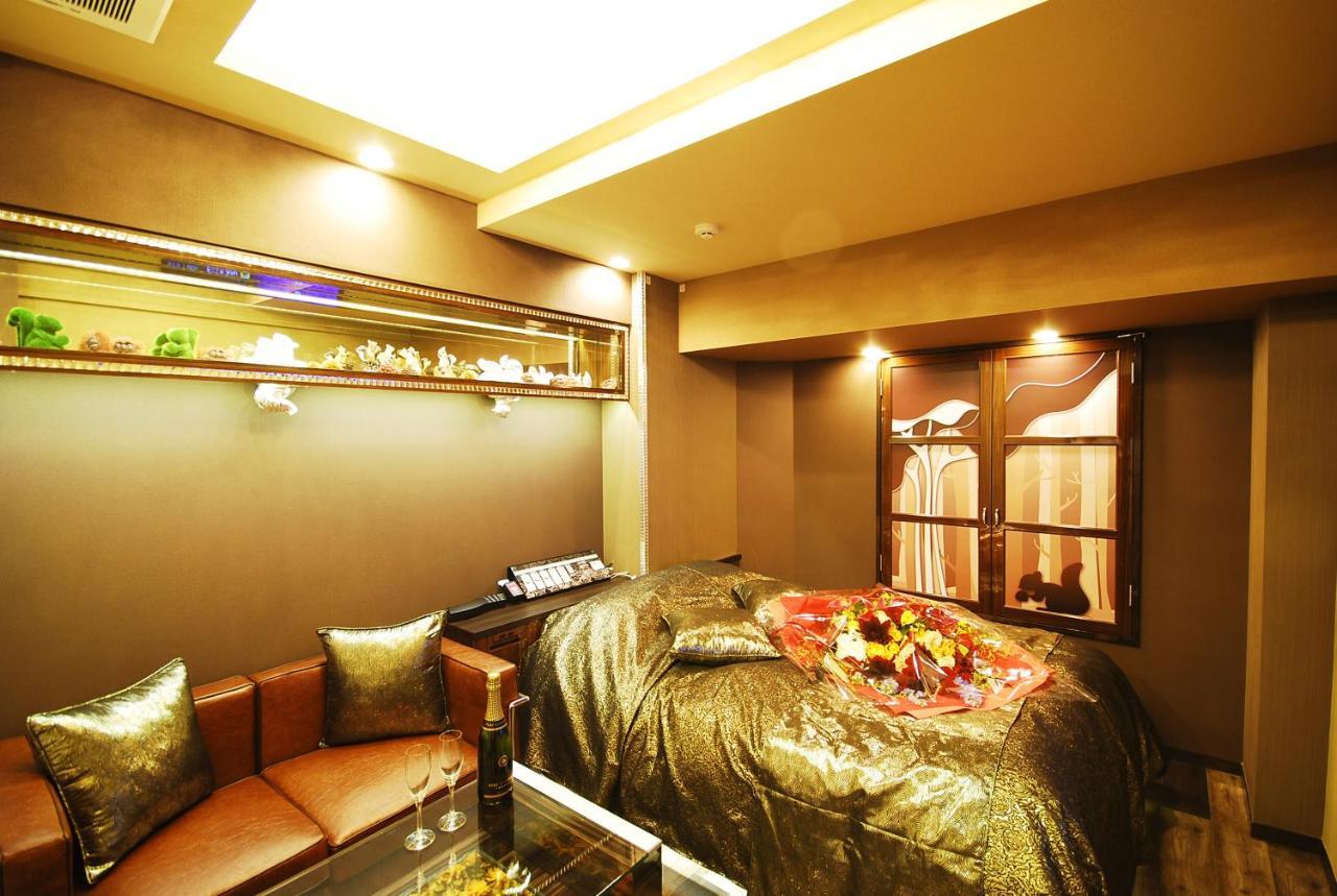Hotel Sara Kinshicho (Adults Only) Токіо Екстер'єр фото