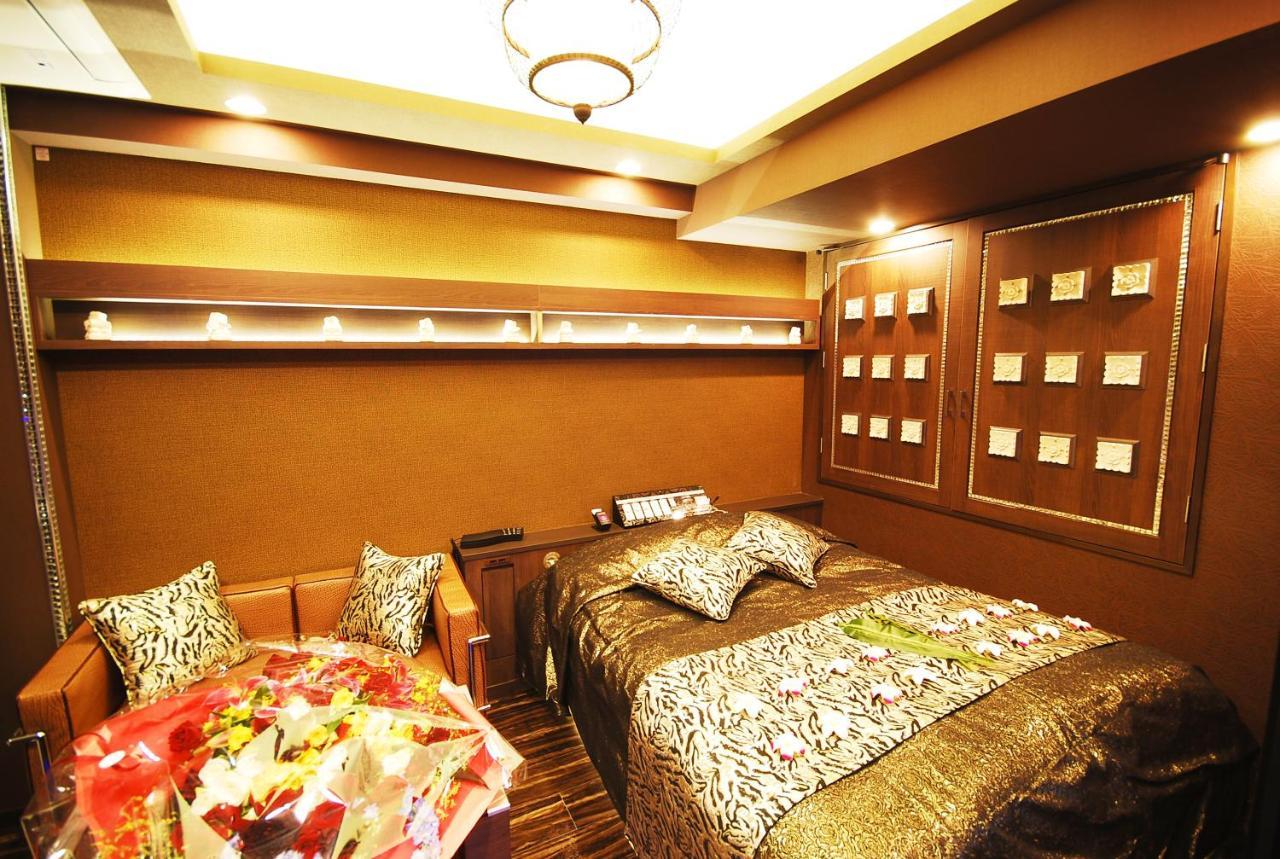 Hotel Sara Kinshicho (Adults Only) Токіо Екстер'єр фото